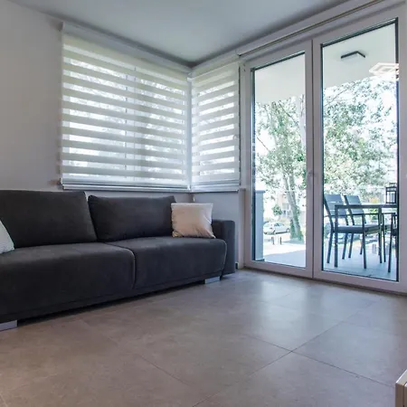 Linett Apartment *